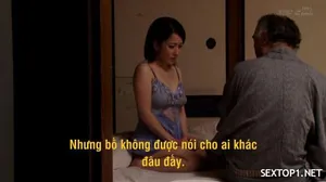 Anh chàng đam mê quan hệ với chị em trên ban công và chơi trò tay ba, để lộ mặt, tất, gợi cảm và xinh đẹp, quan hệ bằng miệng, liếm dương vật lớn và núm vú
